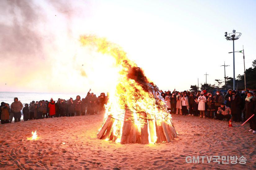 2. 지난해 해맞이행사 모습1.JPG
